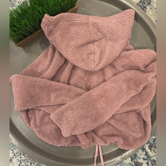 Urban Outfitters Cropped Sherpa Fleece V-Neck Hoodie Pullover- Lilac- Large - Picture 7 of 12